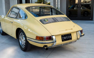 Porsche-911-1965-Coupe-39