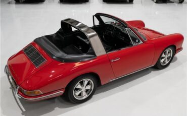 Porsche-911-1967-Targa-10