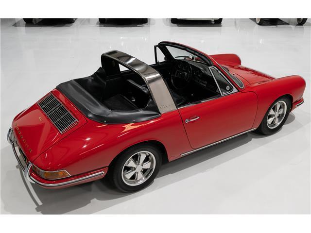 Porsche-911-1967-Targa-10