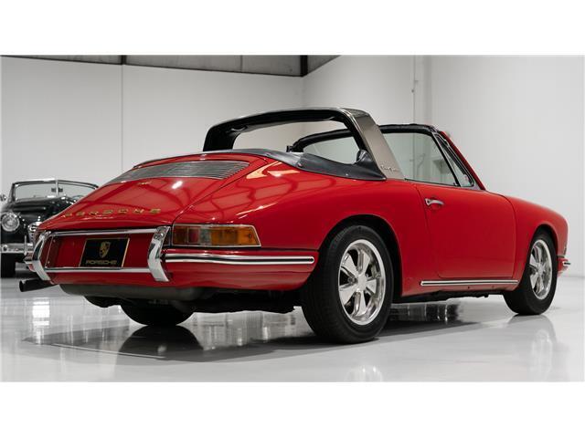 Porsche-911-1967-Targa-14