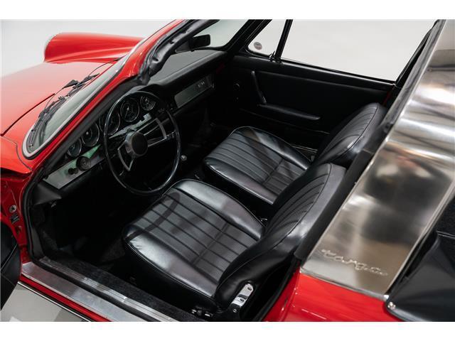 Porsche-911-1967-Targa-17
