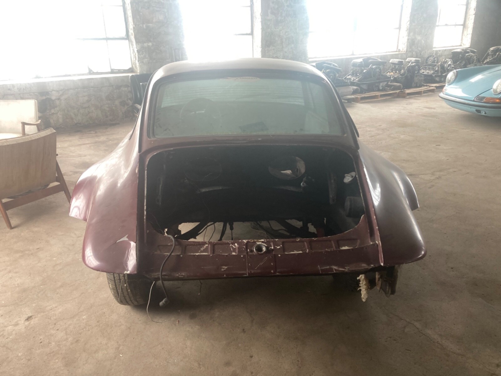 Porsche-911-1968-5