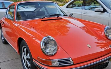 Porsche-911-1968-Coupe-1