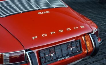 Porsche-911-1968-Coupe-16