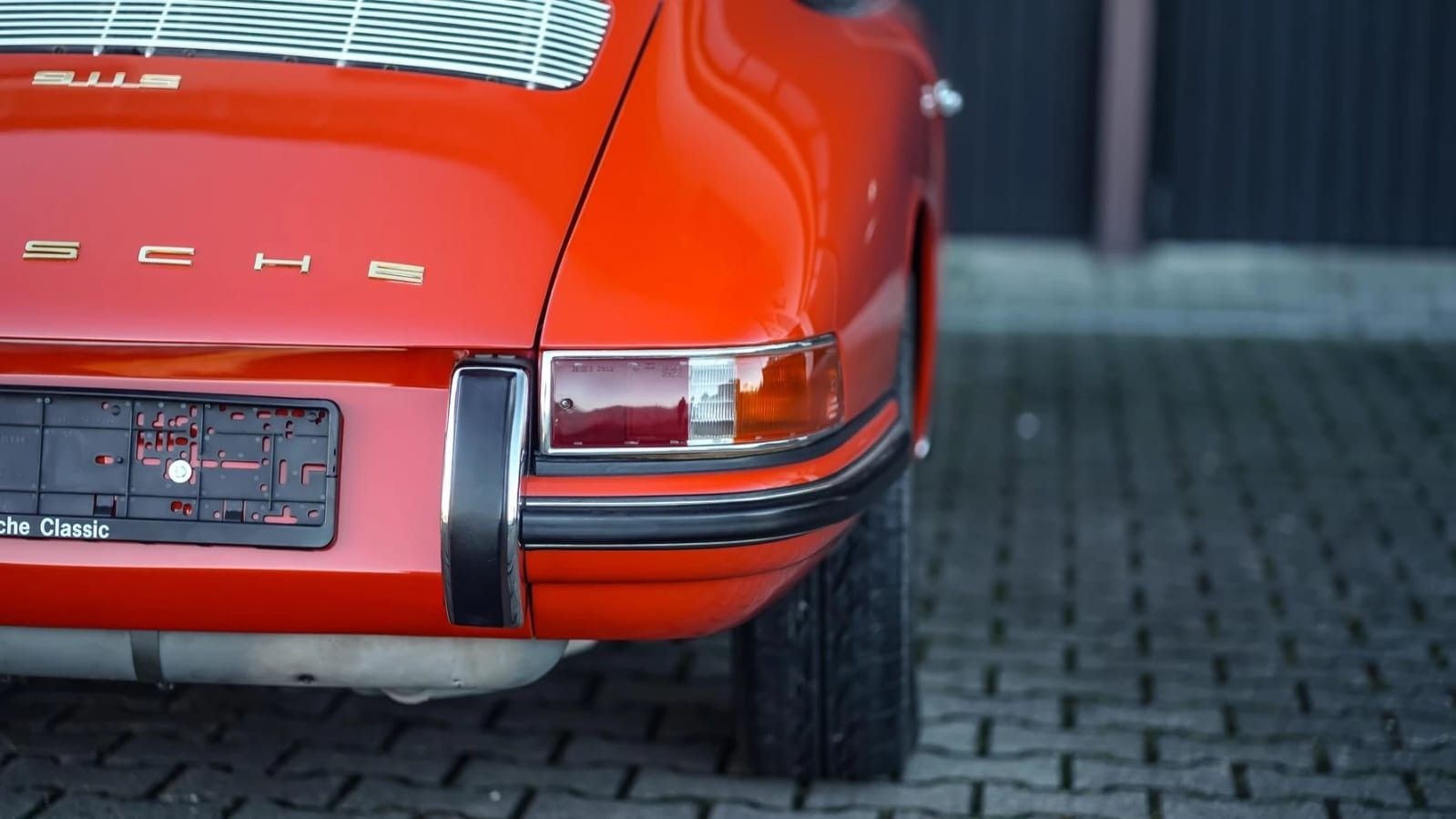 Porsche-911-1968-Coupe-18