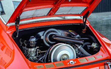 Porsche-911-1968-Coupe-22
