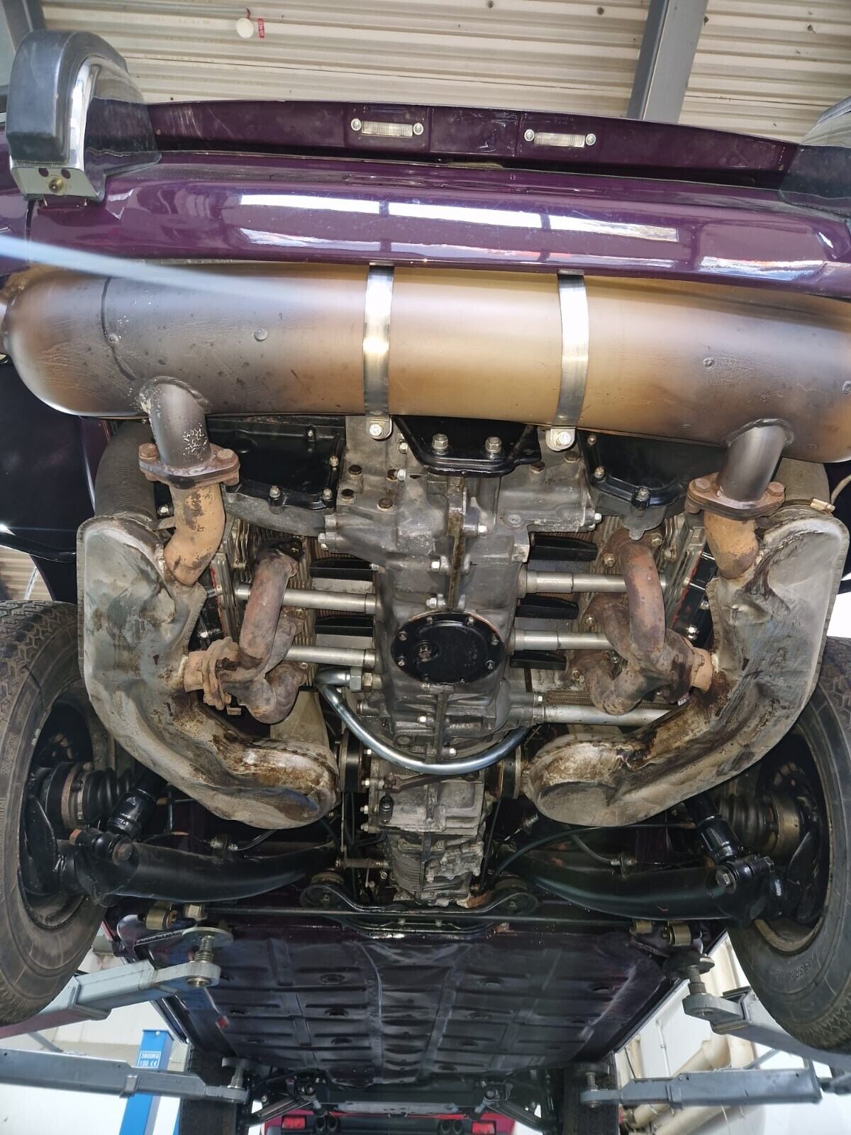 Porsche-911-1972-Coupe-17