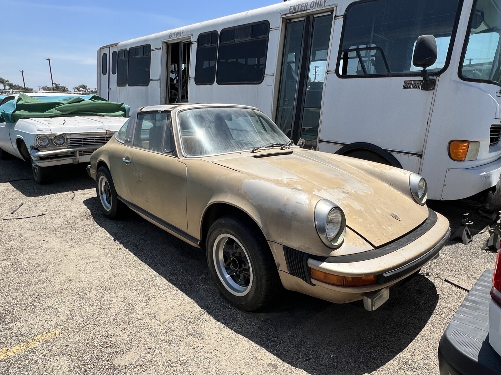 Porsche-911-1974-1