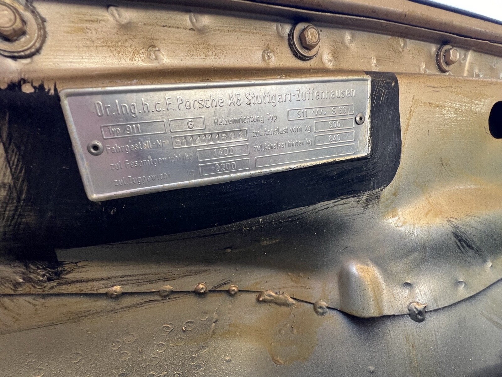 Porsche-911-1974-11