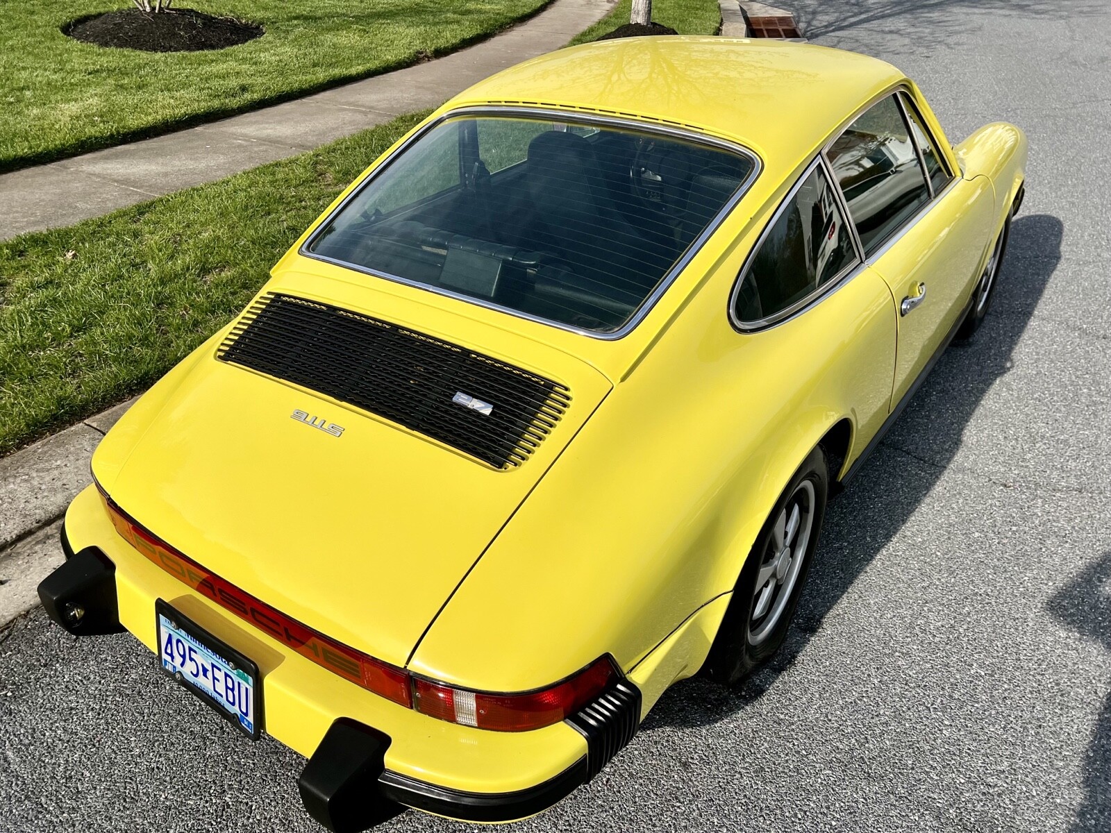 Porsche-911-1974-11