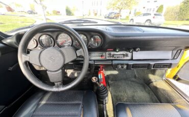 Porsche-911-1974-18