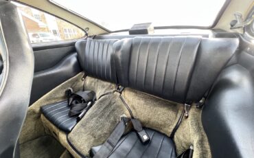 Porsche-911-1974-23