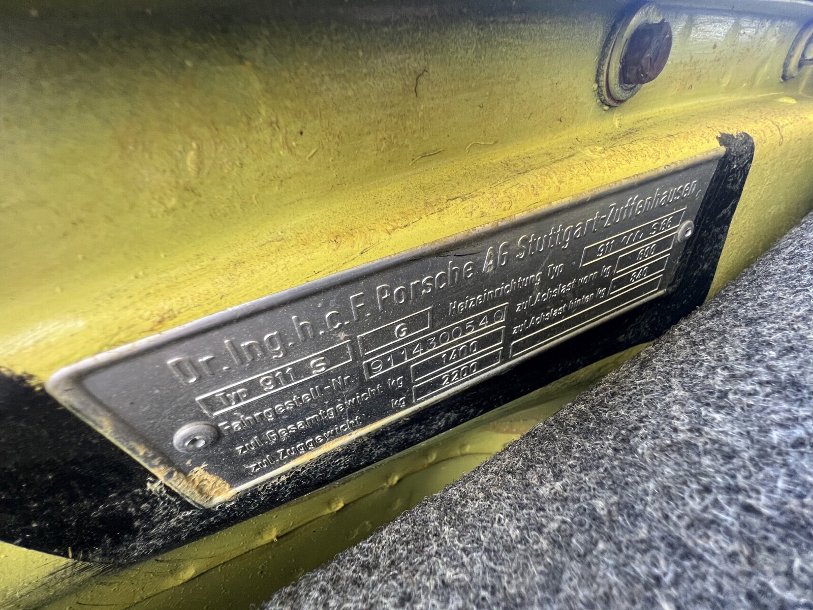 Porsche-911-1974-30
