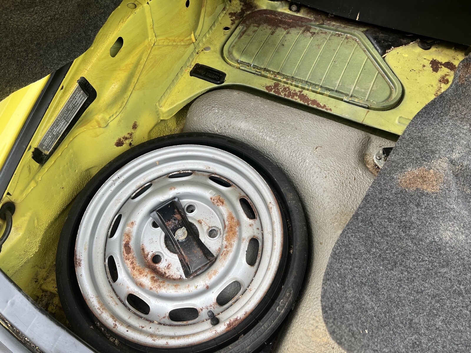 Porsche-911-1974-38