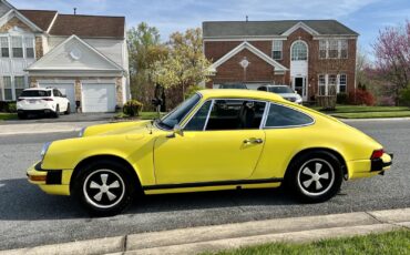 Porsche-911-1974-4
