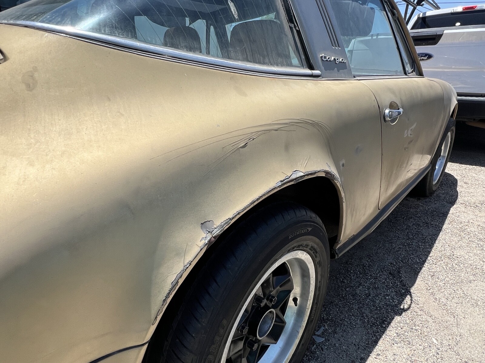Porsche-911-1974-6