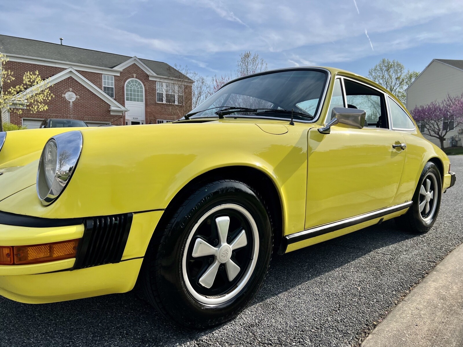 Porsche-911-1974-6