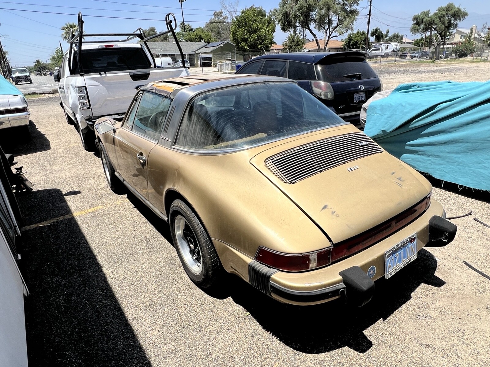 Porsche-911-1974-8