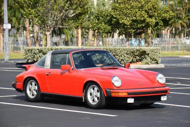 Porsche-911-1974-Coupe-1