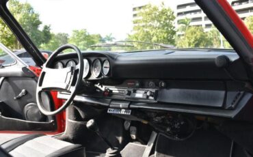 Porsche-911-1974-Coupe-12