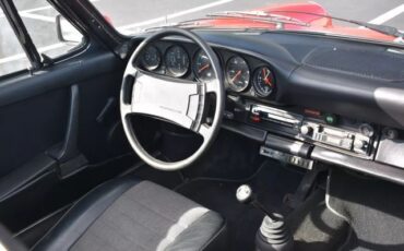 Porsche-911-1974-Coupe-13