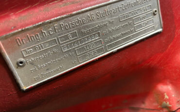 Porsche-911-1974-Coupe-18