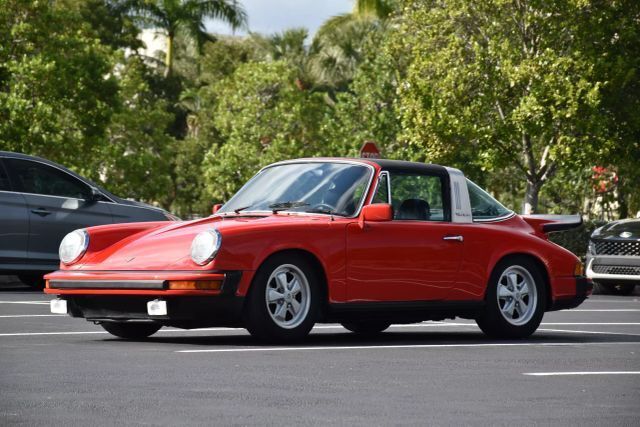 Porsche-911-1974-Coupe-2