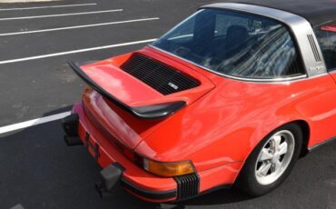 Porsche-911-1974-Coupe-9