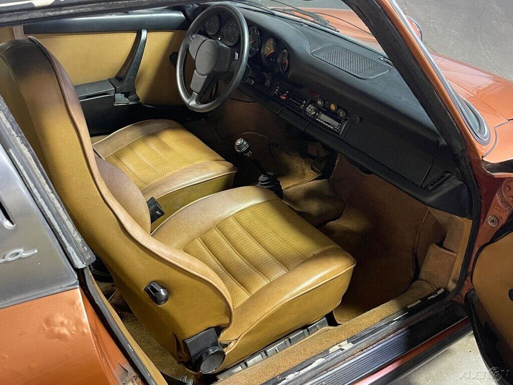 Porsche-911-1974-Other-12