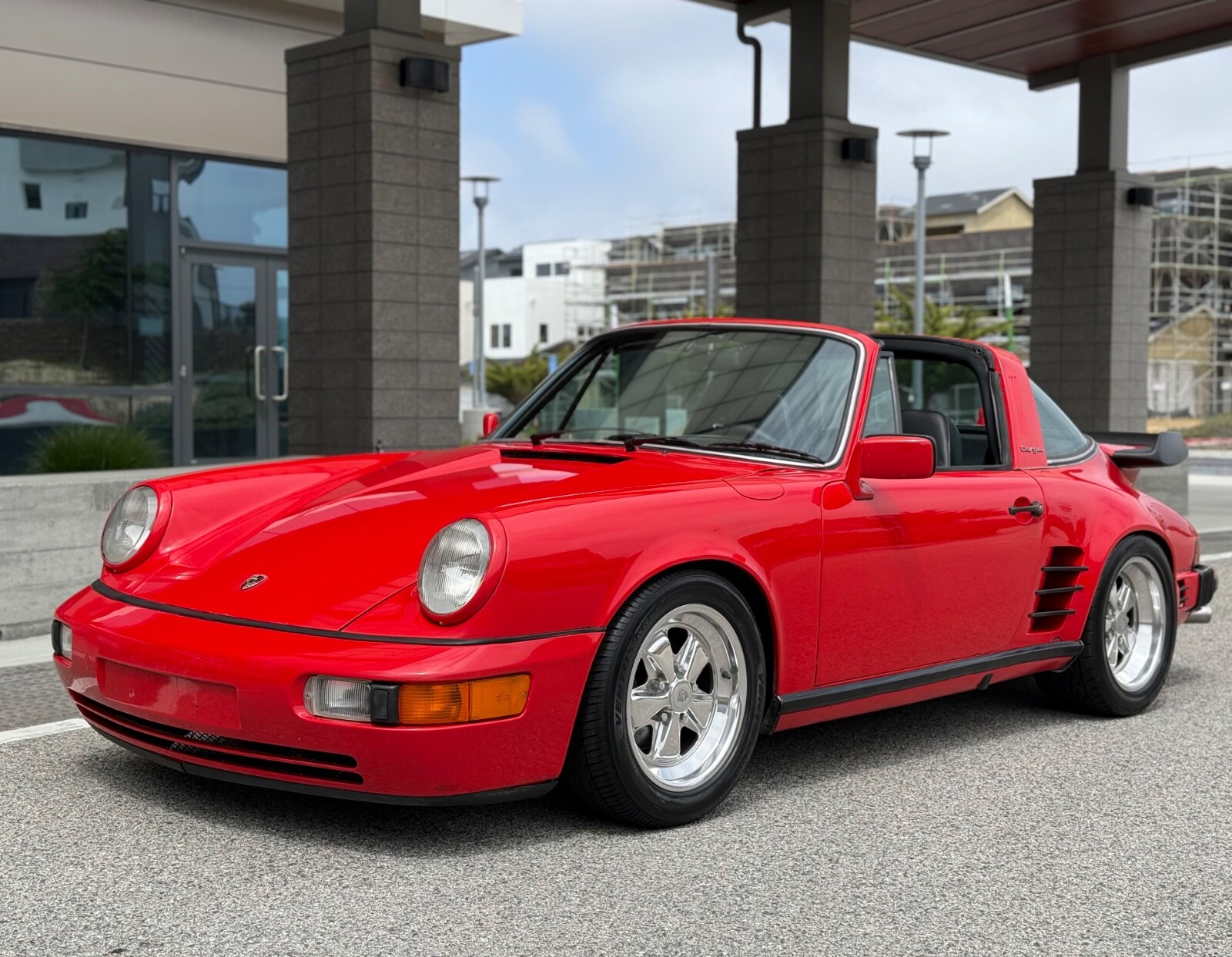 Porsche-911-1976-1