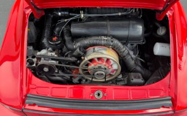 Porsche-911-1976-17