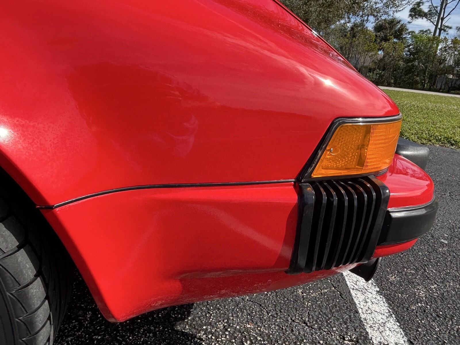 Porsche-911-1977-13