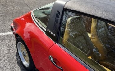 Porsche-911-1977-4