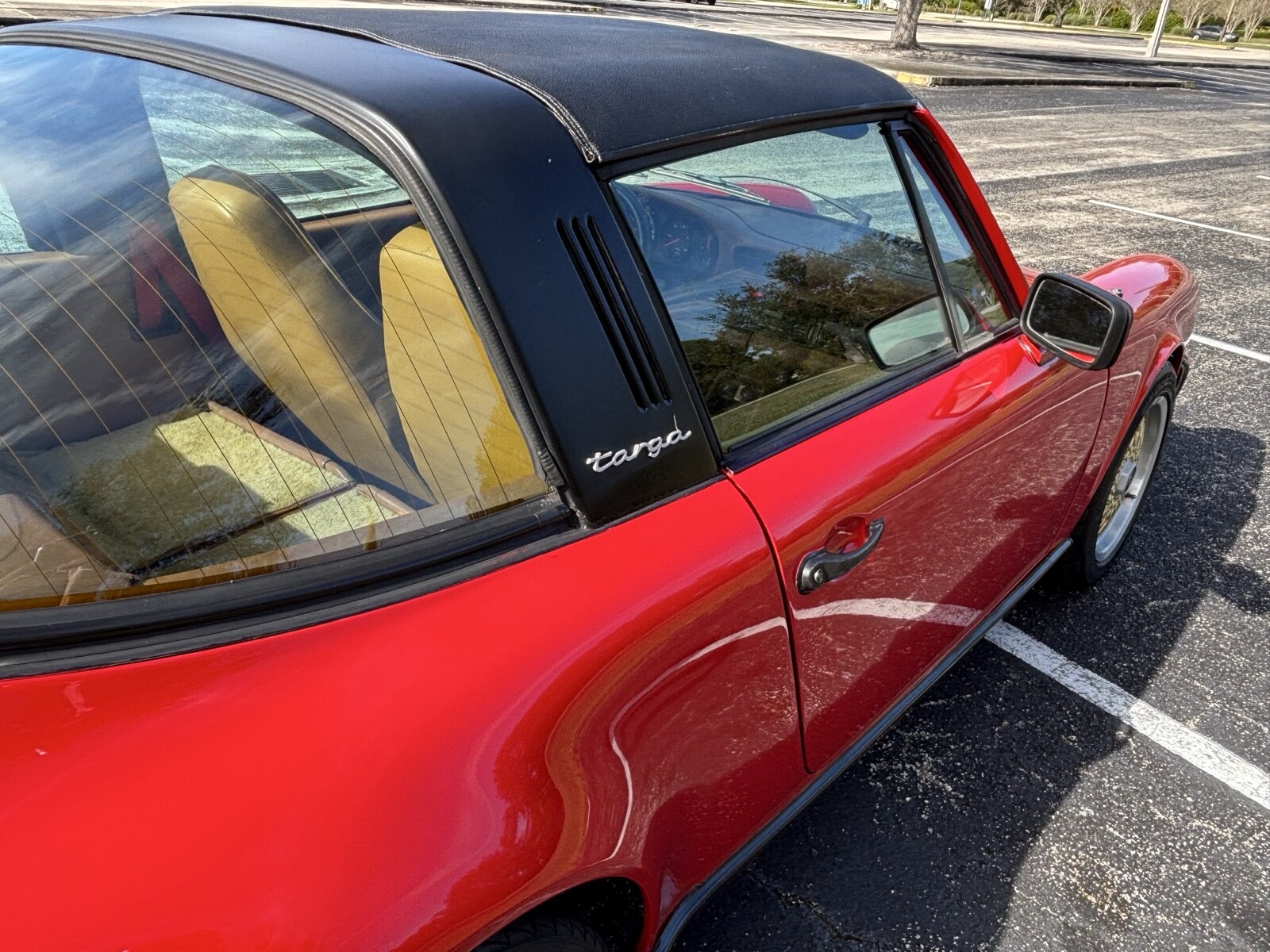 Porsche-911-1977-8