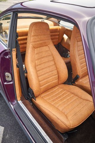 Porsche-911-1977-Coupe-13