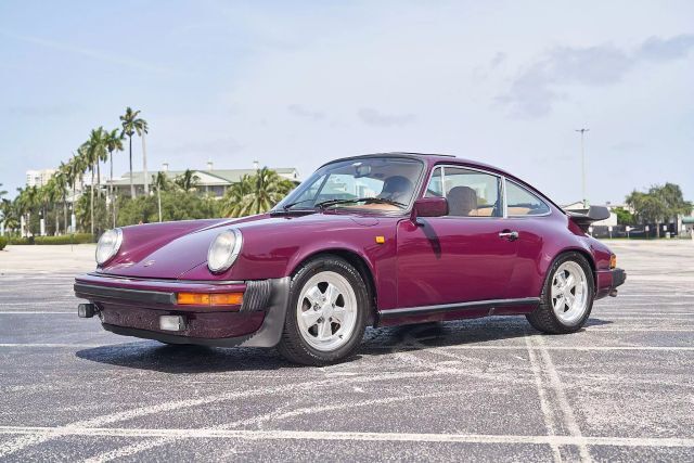 Porsche-911-1977-Coupe-4