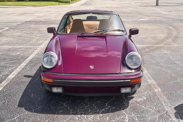 Porsche-911-1977-Coupe-9
