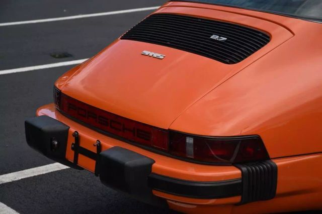 Porsche-911-1977-Targa-18