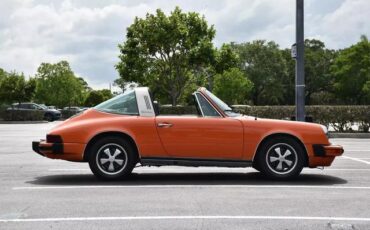 Porsche-911-1977-Targa-2
