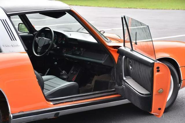 Porsche-911-1977-Targa-22