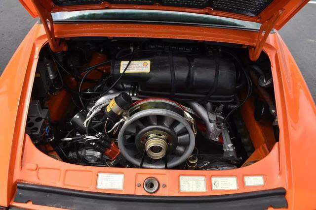 Porsche-911-1977-Targa-26
