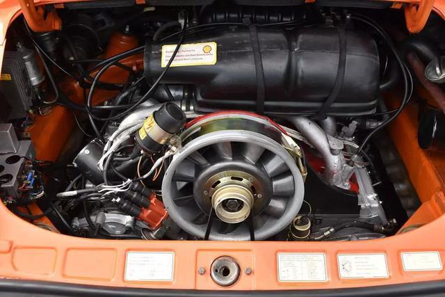 Porsche-911-1977-Targa-27