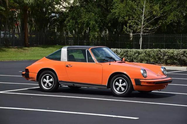 Porsche-911-1977-Targa-4