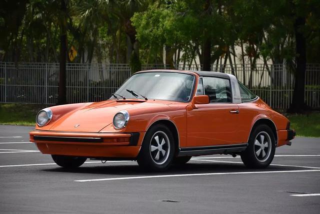 Porsche-911-1977-Targa-6
