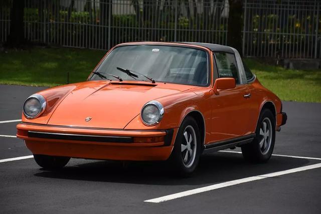 Porsche-911-1977-Targa-7