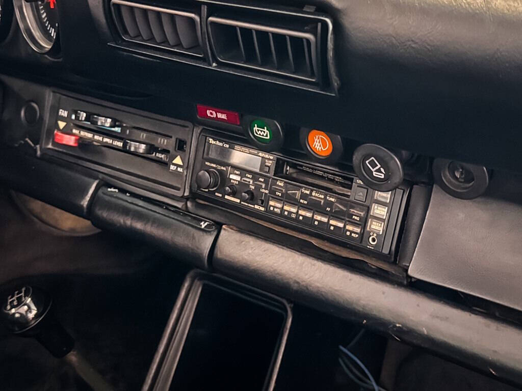Porsche-911-1979-Convertible-30