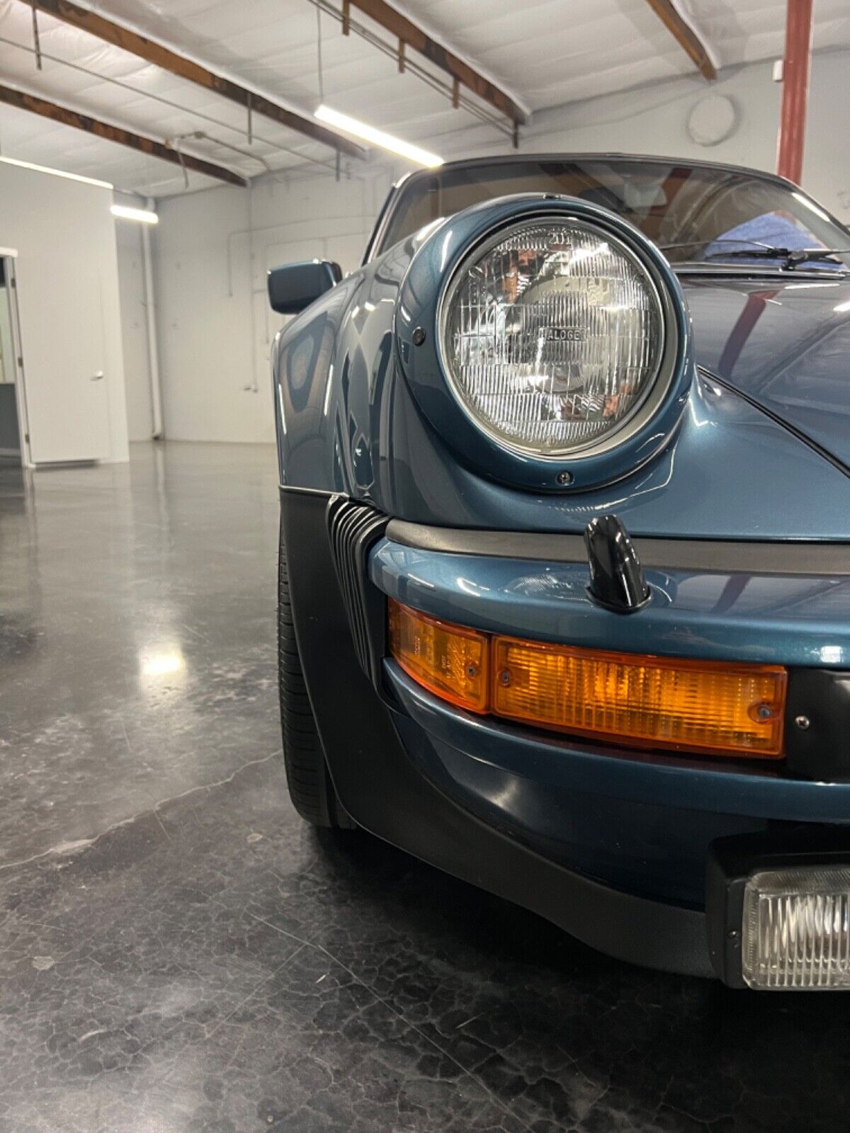 Porsche-911-1979-Coupe-12