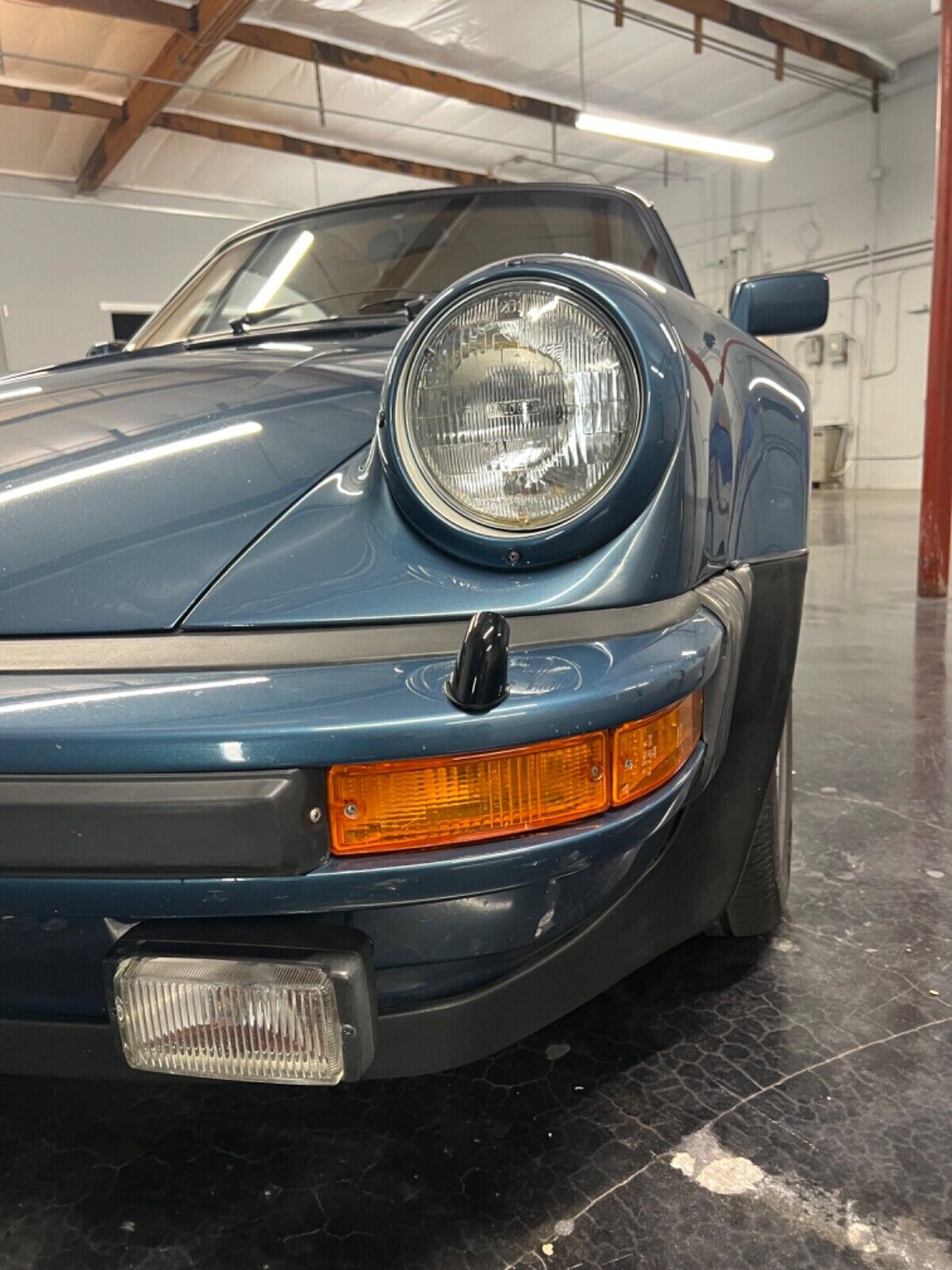 Porsche-911-1979-Coupe-13