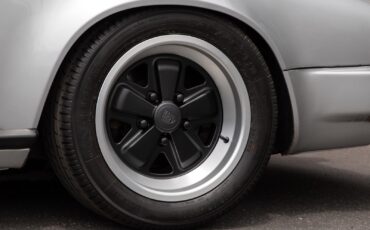Porsche-911-1979-Coupe-16