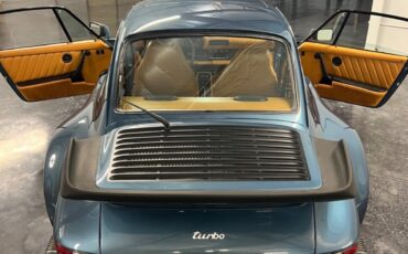 Porsche-911-1979-Coupe-17